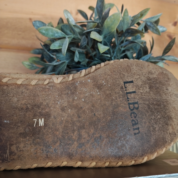 LL Bean Wicked Good Tan Leather Driving Moccasin Slippers Shoes Whipstitch Sz 7M - Picture 9 of 10